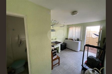 Casa à venda com 3 quartos, 110m² em Parada Inglesa, São Paulo