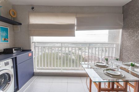 Apartamento à venda com 43m², 2 quartos e 1 vagaVaranda / área de serviço 