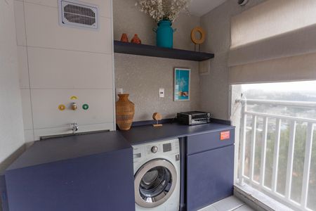 Apartamento à venda com 43m², 2 quartos e 1 vagaVaranda / área de serviço 