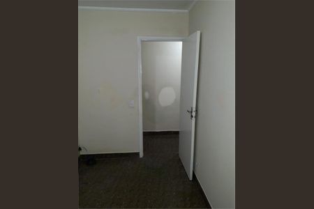 Casa à venda com 104m², 2 quartos e 2 vagas