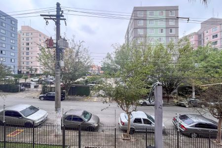 Vista do Quarto 1 de apartamento para alugar com 2 quartos, 63m² em Jardim Santa Emilia, São Paulo