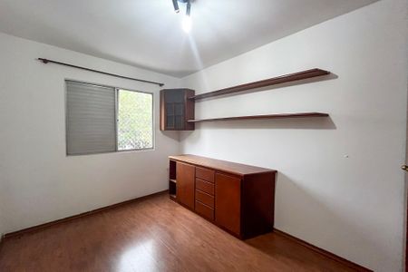 Quarto 2 de apartamento para alugar com 2 quartos, 63m² em Jardim Santa Emilia, São Paulo