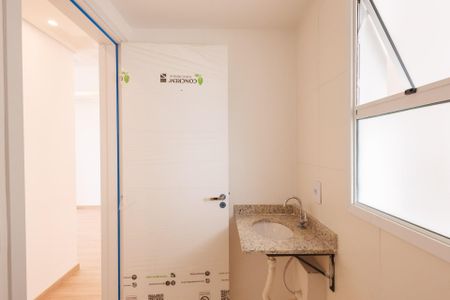 Apartamento para alugar com 60m², 2 quartos e 1 vaga Apartamento para alugar com 60m², 2 quartos e 1 vagaBanheiro Corredor
