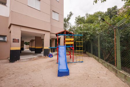 Apartamento para alugar com 60m², 2 quartos e 1 vaga Apartamento para alugar com 60m², 2 quartos e 1 vagaÁrea comum - Playground