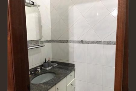 Casa à venda com 170m², 3 quartos e 2 vagas
