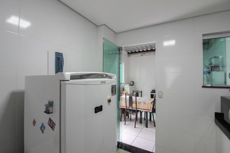 Apartamento à venda com 157m², 2 quartos e 2 vagas Apartamento à venda com 157m², 2 quartos e 2 vagasCozinha