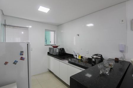 Apartamento à venda com 157m², 2 quartos e 2 vagas Apartamento à venda com 157m², 2 quartos e 2 vagasCozinha