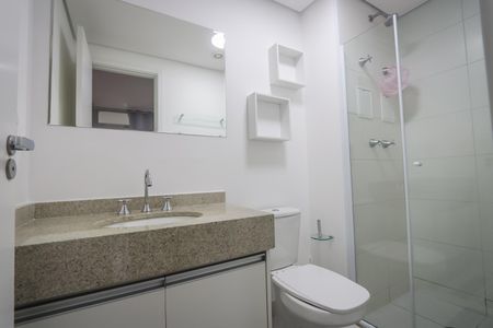 Studio para alugar com 35m², 1 quarto e 1 vaga Studio para alugar com 35m², 1 quarto e 1 vagaBanheiro da Suite