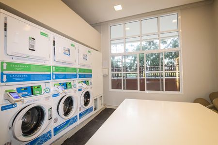 Studio para alugar com 35m², 1 quarto e 1 vaga Studio para alugar com 35m², 1 quarto e 1 vagaLavanderia