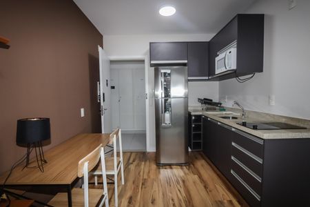Studio para alugar com 35m², 1 quarto e 1 vaga Studio para alugar com 35m², 1 quarto e 1 vagaCozinha