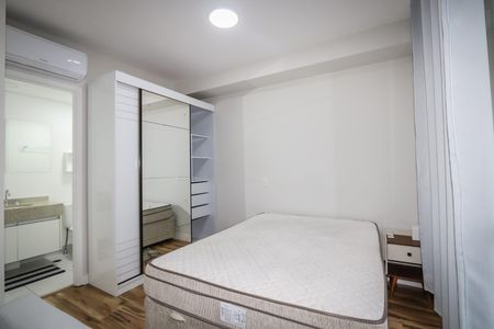 Studio para alugar com 35m², 1 quarto e 1 vaga Studio para alugar com 35m², 1 quarto e 1 vagaSuite