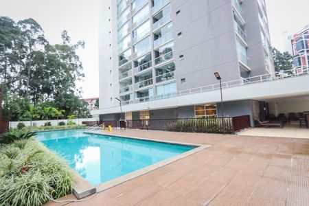 Studio para alugar com 35m², 1 quarto e 1 vaga Studio para alugar com 35m², 1 quarto e 1 vagaÁrea comum - Piscina