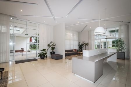 Studio para alugar com 35m², 1 quarto e 1 vaga Studio para alugar com 35m², 1 quarto e 1 vagaHall de Entrada