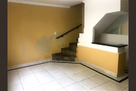 Casa à venda com 100m², 3 quartos e 1 vaga