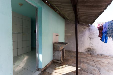 Casa para alugar com 30m², 1 quarto e sem vaga Casa para alugar com 30m², 1 quarto e sem vagaÁrea de Serviço