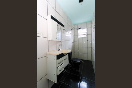banheiro de casa para alugar com 1 quarto, 30m² em Jardim Umarizal, São Paulo