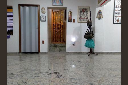 Casa à venda com 4 quartos, 320m² em Jardim São Paulo, São Paulo