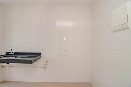 Apartamento para alugar com 55m², 2 quartos e 1 vaga Apartamento para alugar com 55m², 2 quartos e 1 vagaCozinha e Área de Serviço