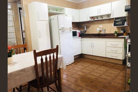 Casa à venda com 159m², 3 quartos e 2 vagas