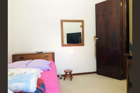 Casa à venda com 159m², 3 quartos e 2 vagas