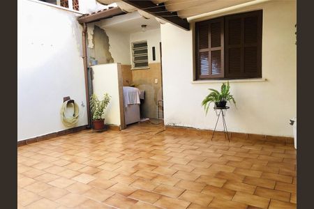Casa à venda com 159m², 3 quartos e 2 vagas