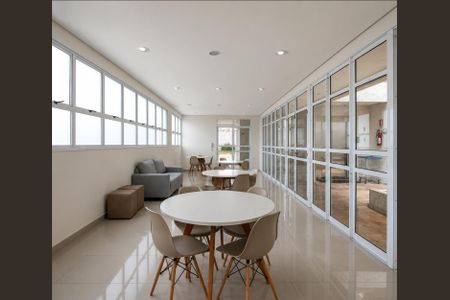 Hall Social de apartamento para alugar com 1 quarto, 36m² em Vila Campanela, São Paulo