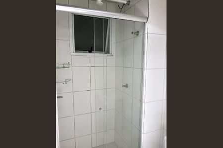 Banheiro de apartamento para alugar com 1 quarto, 36m² em Vila Campanela, São Paulo