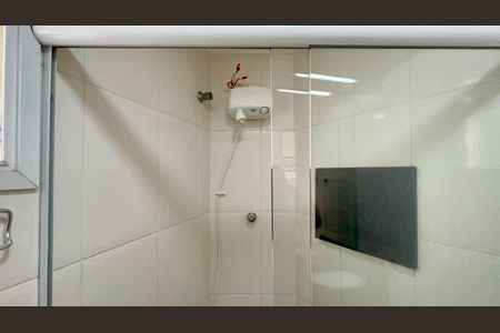 Apartamento para alugar com 33m², 1 quarto e sem vaga Apartamento para alugar com 33m², 1 quarto e sem vagaBanheiro da Suíte