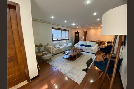 Casa à venda com 5 quartos, 380m² em Vila Albertina, São Paulo