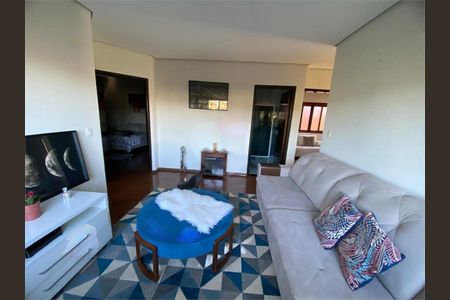 Casa à venda com 5 quartos, 380m² em Vila Albertina, São Paulo