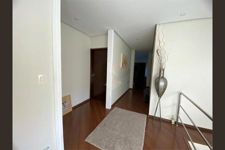 Casa à venda com 5 quartos, 380m² em Vila Albertina, São Paulo
