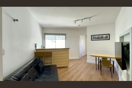 Sala de kitnet/studio para alugar com 1 quarto, 33m² em Pinheiros, São Paulo