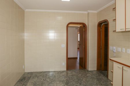 Apartamento para alugar com 167m², 3 quartos e 3 vagasCozinha