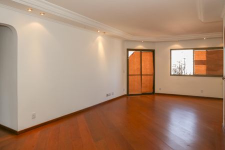 Apartamento para alugar com 167m², 3 quartos e 3 vagasSala