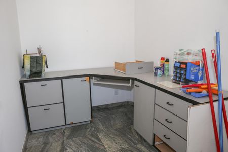 Apartamento para alugar com 167m², 3 quartos e 3 vagasQuarto de Serviço