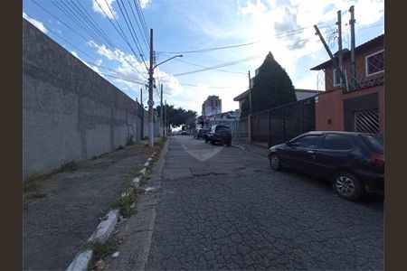Casa à venda com 272m², 3 quartos e 10 vagas