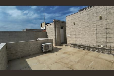 Apartamento à venda com 380m², 3 quartos e 2 vagas Apartamento à venda com 380m², 3 quartos e 2 vagasCobertura