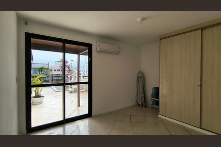Apartamento à venda com 380m², 3 quartos e 2 vagas Apartamento à venda com 380m², 3 quartos e 2 vagasQuarto 2