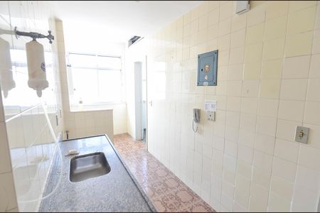 Apartamento à venda com 53m², 2 quartos e 1 vagaCozinha