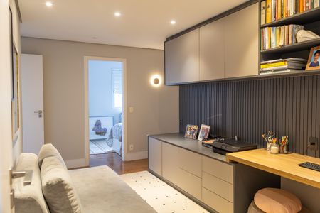 Apartamento à venda com 198m², 3 quartos e 3 vagasEscritório