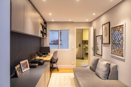 Apartamento à venda com 198m², 3 quartos e 3 vagasEscritório