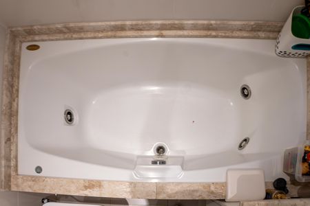 Apartamento à venda com 198m², 3 quartos e 3 vagasBanheiro da Suíte 1