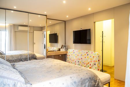 Apartamento à venda com 198m², 3 quartos e 3 vagasSuíte 1
