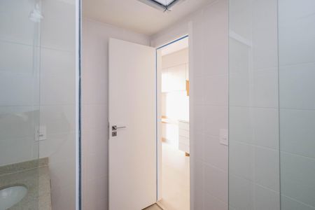 Studio para alugar com 30m², 1 quarto e sem vaga Studio para alugar com 30m², 1 quarto e sem vagaBanheiro