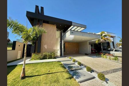 Casa de condomínio à venda com 210m², 3 quartos e 5 vagas Casa de condomínio à venda com 210m², 3 quartos e 5 vagasFoto 02