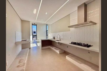 Casa de condomínio à venda com 210m², 3 quartos e 5 vagas Casa de condomínio à venda com 210m², 3 quartos e 5 vagasFoto 09