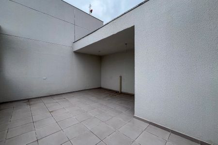 Apartamento à venda com 68m², 1 quarto e sem vagaÁrea de Serviço