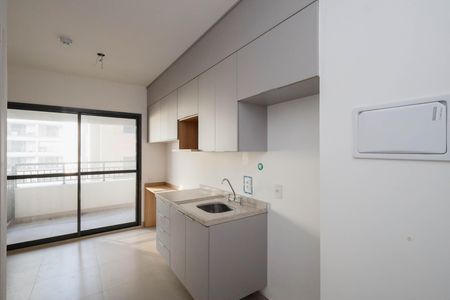 Studio para alugar com 30m², 1 quarto e sem vaga Studio para alugar com 30m², 1 quarto e sem vagaQuarto / Cozinha
