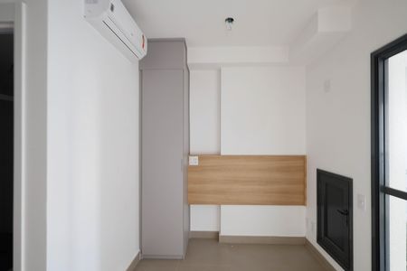 Studio para alugar com 30m², 1 quarto e sem vaga Studio para alugar com 30m², 1 quarto e sem vagaQuarto / Cozinha