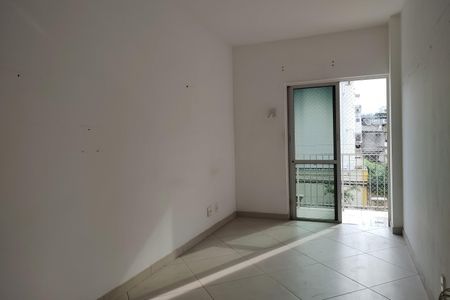 Apartamento para alugar com 66m², 2 quartos e 1 vagaSala